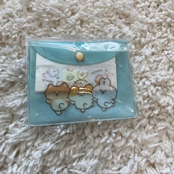 Stationery set of 6. Sticker. Fan. Memo Pad. Flat Envelope. Bandaid. Folder. - Picture 6 of 7